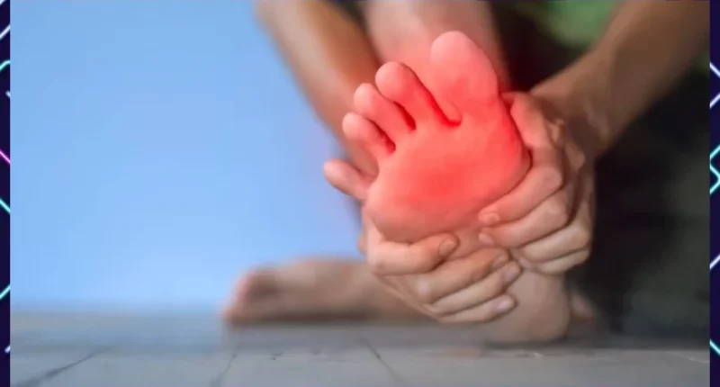 7 Common Causes Of Burning Sensation In The Feet That You Should Be Aware Of