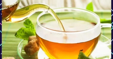 Combat Acne Naturally with Green Tea