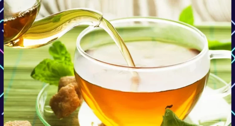 Combat Acne Naturally with Green Tea