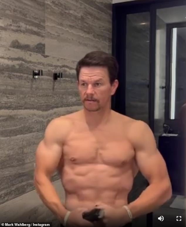 Mark Wahlberg 50 Shows Off Ripped Body And Washboard Abs In Shirtless Video Sound Health And