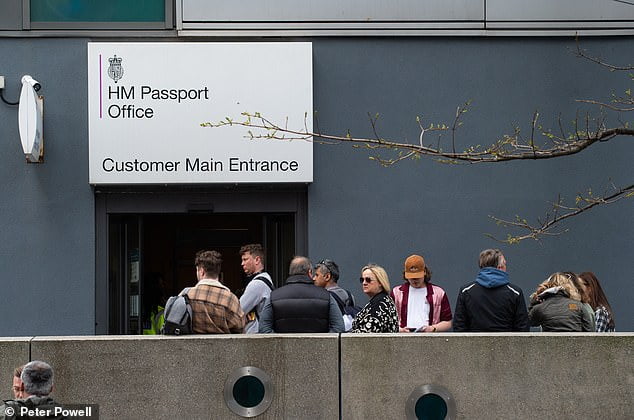 passport-delays-500-000-backlog-in-applications-is-behind-chaos-as