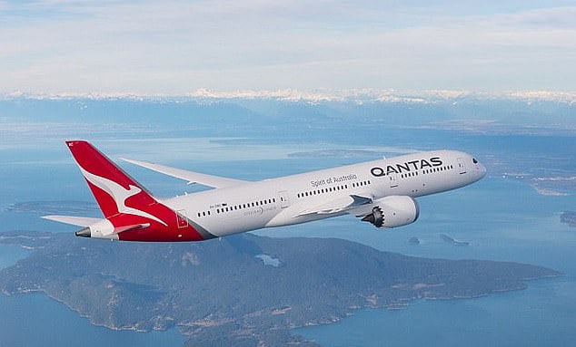 Qantas FINALLY gets its flagship route form Perth to London back up and ...