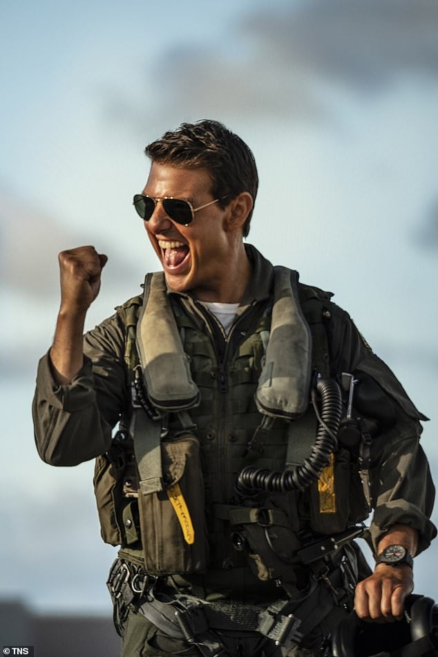 Top Gun Maverick breaks a 15year Memorial Day box office record with