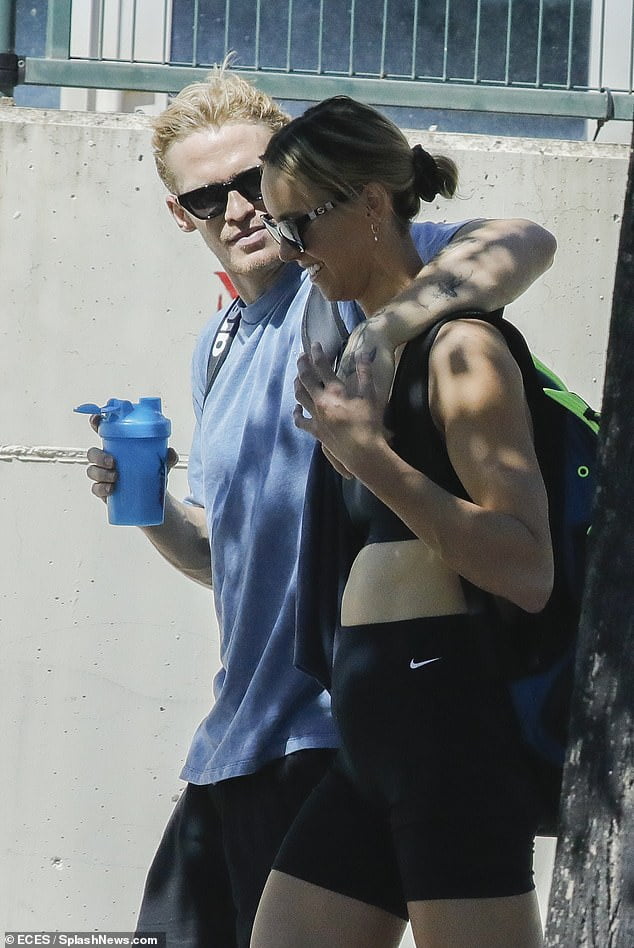 Cody Simpson and girlfriend Emma McKeon put on a lovedup display Sound Health and Lasting Wealth Cody Simpson and girlfriend Emma McKeon put on a lovedup display Sound Health and Lasting Wealth