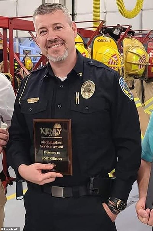 Small North Carolina town's ENTIRE police department quit on same day