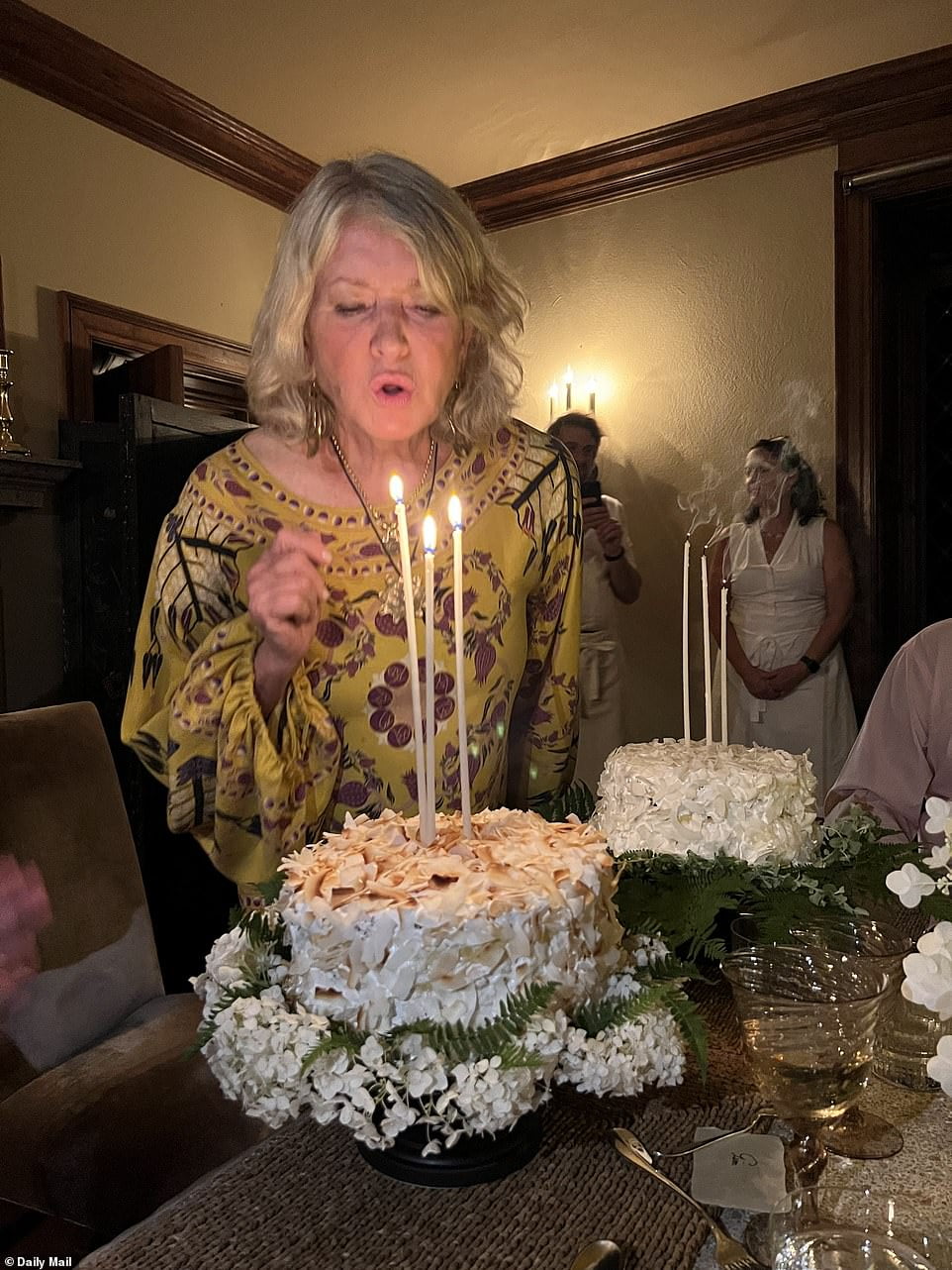 Inside Martha Stewart's intimate 81st birthday dinner at her home in ...
