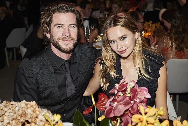 Liam Hemsworth reportedly 'splits' from girlfriend Gabriella Brooks ...