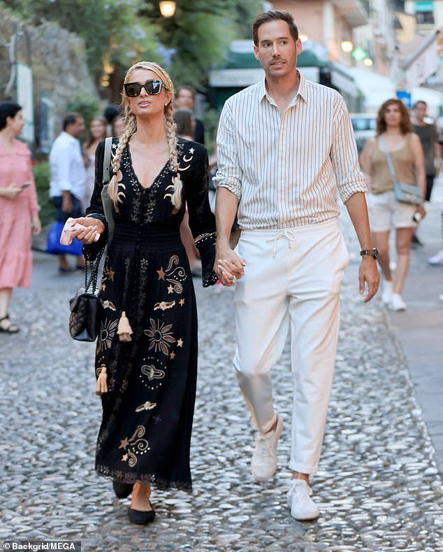 Paris Hilton and husband Carter Reum hold hands on a romantic stroll in Italy - Sound Health and