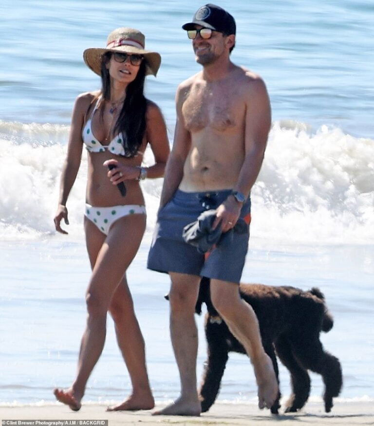 Jordana Brewster Shows Off Her Jaw Dropping Bikini Body On Beach With