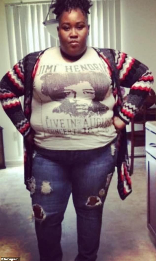 Recordbreaking female powerlifter can deadlift 639 lbs after kicking