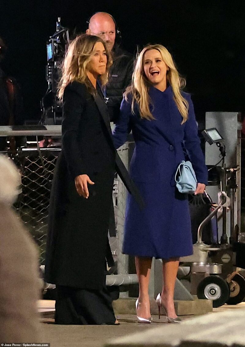 Reese Witherspoon and Jennifer Aniston film intense scene for Apple TV+ ...