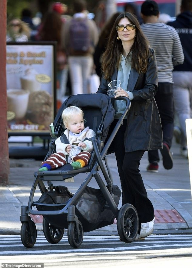 Emily Ratajkowski Steps Out For A Stroll With Her Son In New York City ...