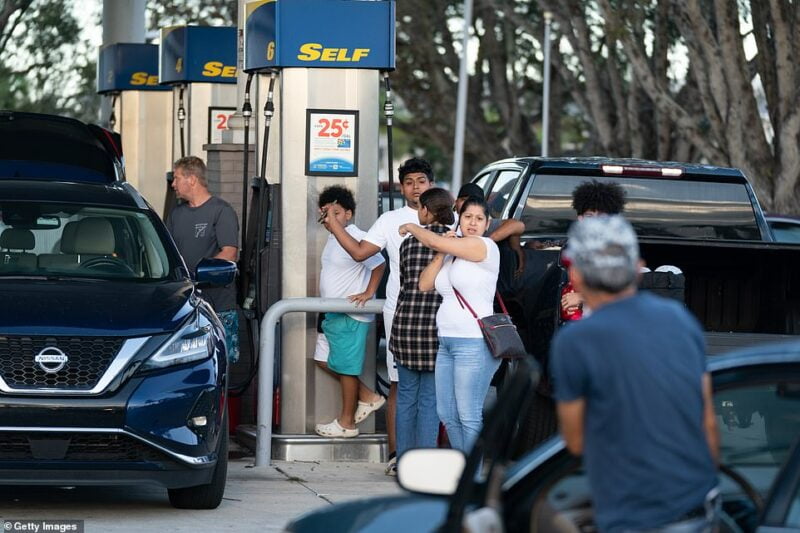 Ian triggers six-hour lines for gas, leaves 10,000 in shelters as power ...