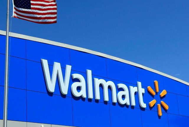 Why did Donya Prioleau file a complaint against her firm? Walmart shooting Update