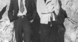 Bonnie Parker And Clyde Barrow Death In 1934 - Full Story