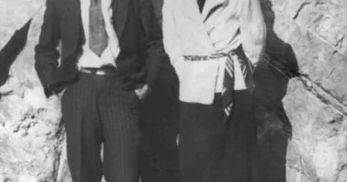 Bonnie Parker And Clyde Barrow Death In 1934 - Full Story