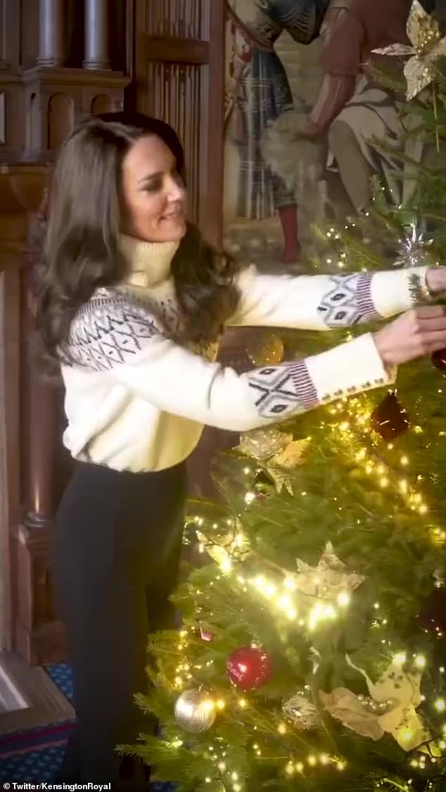 Kate Middleton decorates Christmas tree in new merry video Sound