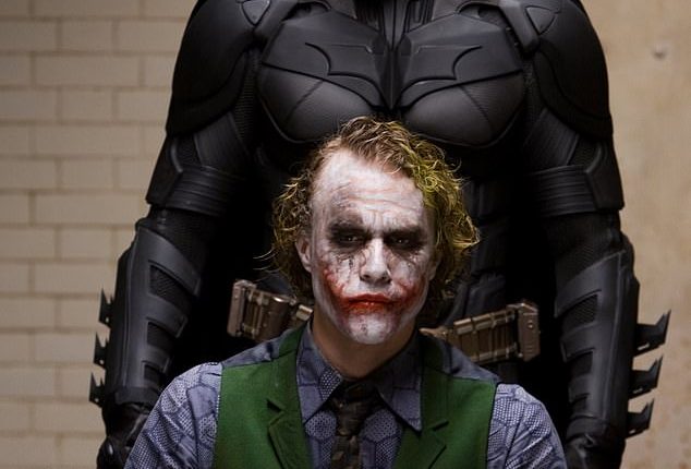 DC Comics fans outraged as new Batman plot sees the Joker become ...