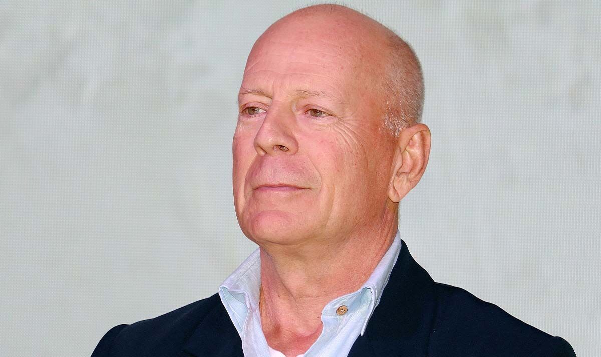 Five 'early' signs of frontotemporal dementia as Bruce Willis diagnosed ...