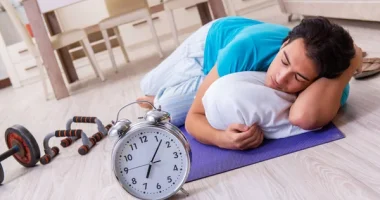 Aside disadvantages of sleeping on the floor: are there benefits?