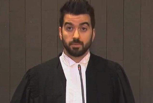 canadian-judge-says-giving-someone-the-middle-finger-is-a-god-given