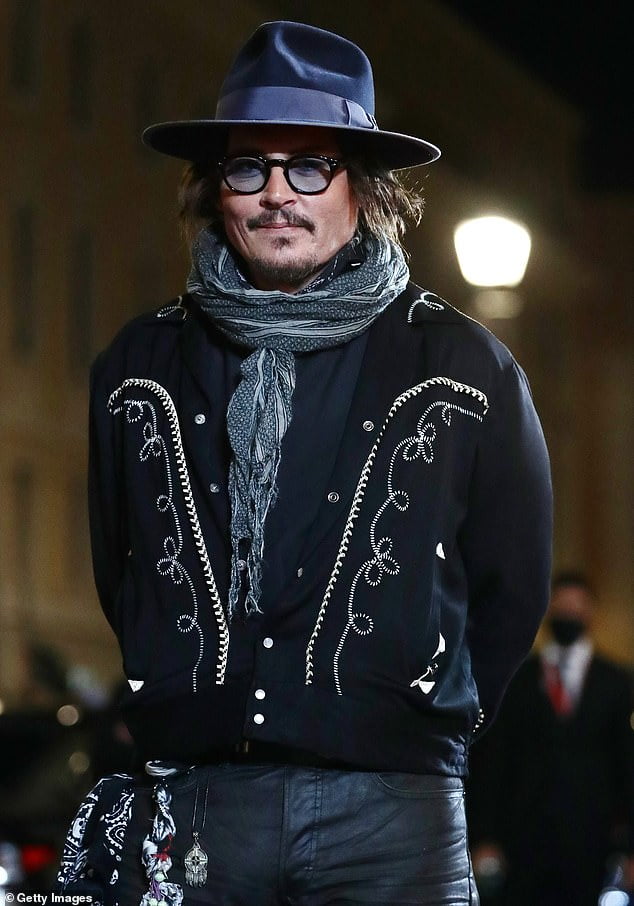 Johnny Depp style