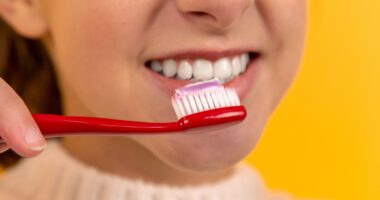 12 Diseases You Can Catch Through Sharing Toothbrush