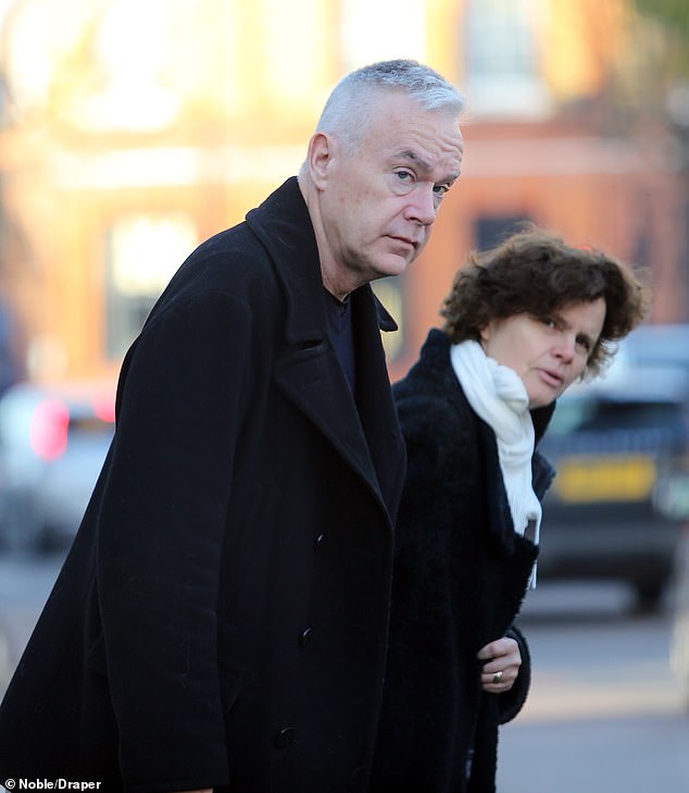 Who is Huw Edwards' wife Vicky Flind? TV producer wife of BBC star