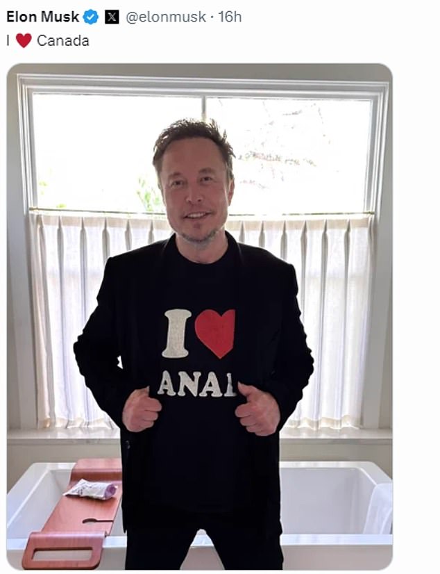 Elon Musk responds after fans notice funny detail with his 'I love ...