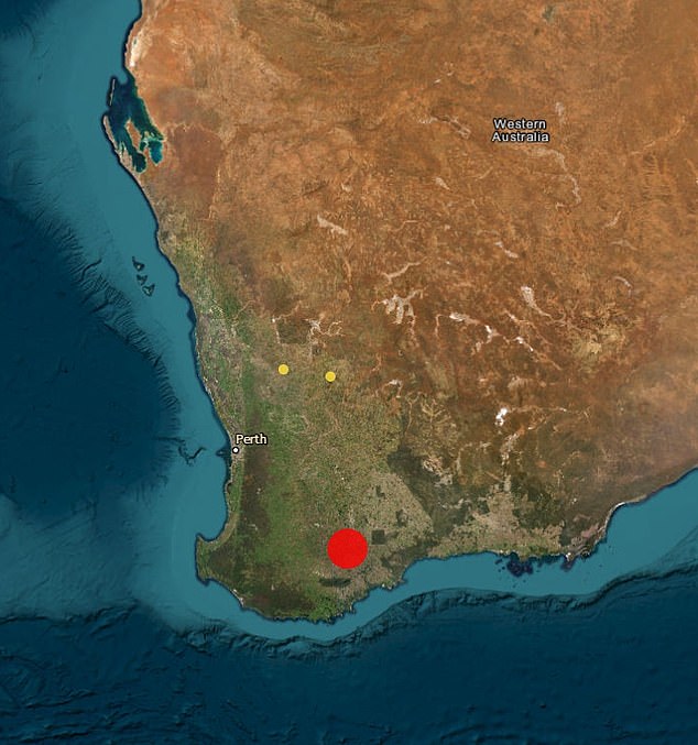 Magnitude 5.6 earthquake strikes Western Australia Tremors hit