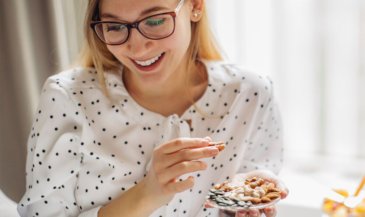 The Surprising Snack That Could Help You Lose Weight According To A the-surprising-snack-that-could-help-you-lose-weight-according-to-a