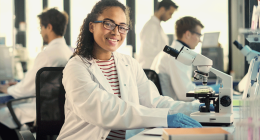 Phage Pioneer: Biology Undergrad Enhances Lab Research