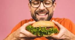 11 Restaurant Chains With the Most Over-the-Top Burgers