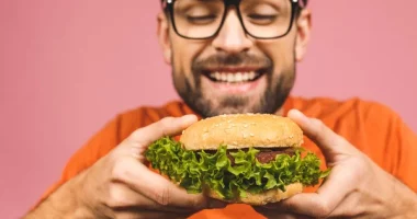 11 Restaurant Chains With the Most Over-the-Top Burgers