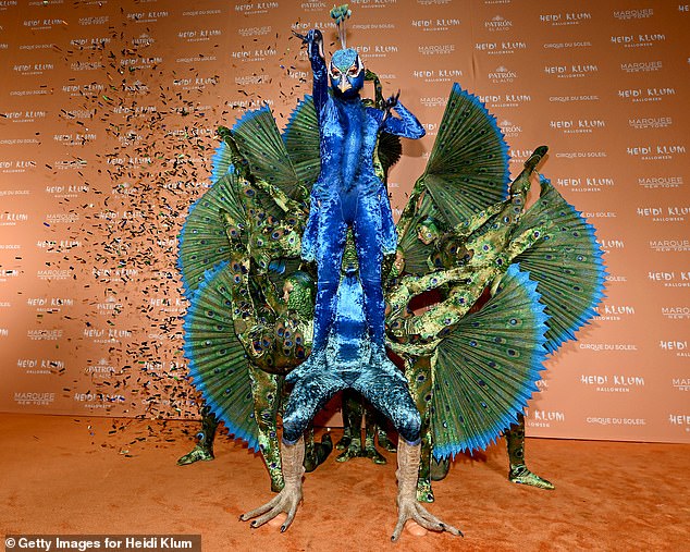 Fans Joke Janelle Monáe Upstaged The Queen Of Halloween Heidi Klum By Dressing Up In This 