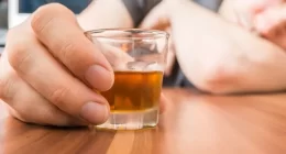 Does Alcohol Make You See Faces More Symmetrically, but Not More Attractive? Study Answers