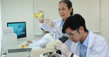Study reveals new mechanism by which leukemia cells exploit cellular recycling process
