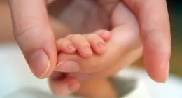 New moms with autistic traits may face higher risks of preterm birth, study finds