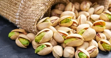 Pistachios: A Healthy Nighttime Snack for Prediabetic Patients?