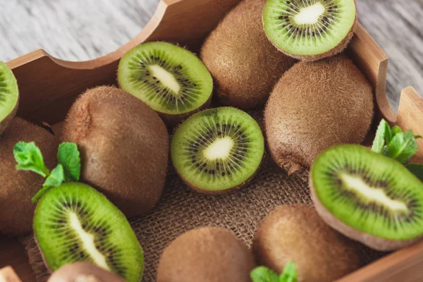 Can kiwifruit boost your mood when you are low?