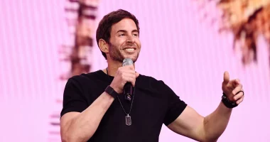 HGTV Star Tarek El Moussa Gets Real About Injectables at 43rd Birthday