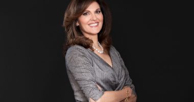 Skincare Wisdom: Dr. Doris Day's Advice for Women Over 40