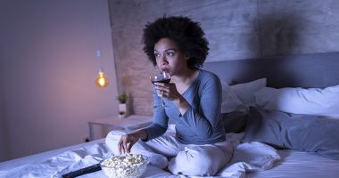 Is Eating Before Bed Bad? Experts Say No—Here’s Why!