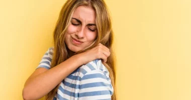 Say Goodbye to Shoulder Pain: Sleep Better Without NSAIDs