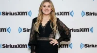Kelly Clarkson’s Walking Routine: The Secret to Daily Fat Burning!