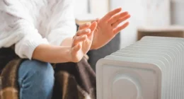 Cold Hands: 3 Surprising Causes and Science-Backed Warming Hacks