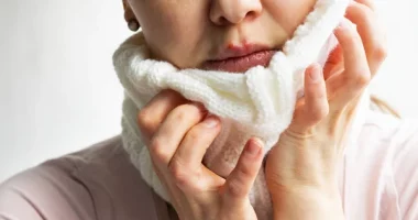 Shingles Relief: Effective Treatments & Home Remedies