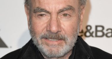 Neil Diamond Finds Peace with Parkinson's Diagnosis