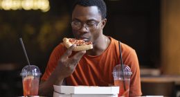 Always Feeling Hungry? 5 Common Reasons and Expert Tips to Stay Full Longer