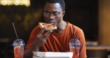 Always Feeling Hungry? 5 Common Reasons and Expert Tips to Stay Full Longer